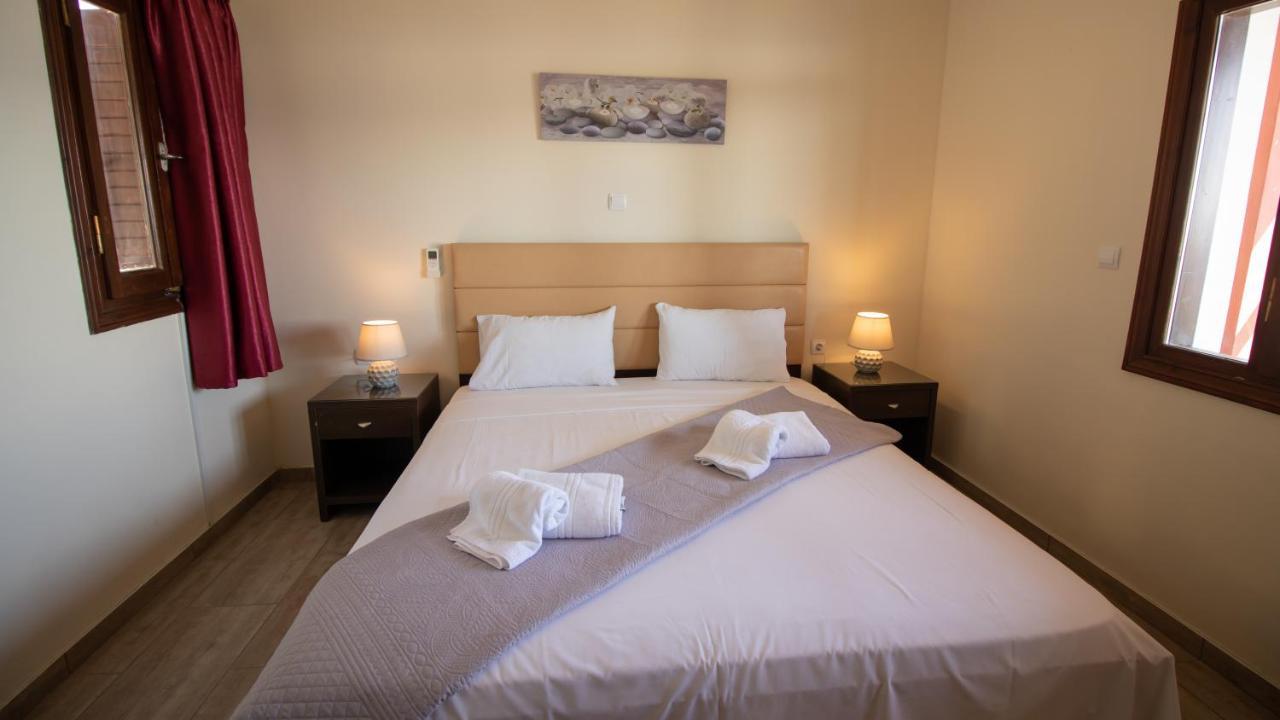 Aparthotel Ionion Fos à Nikiana Extérieur photo