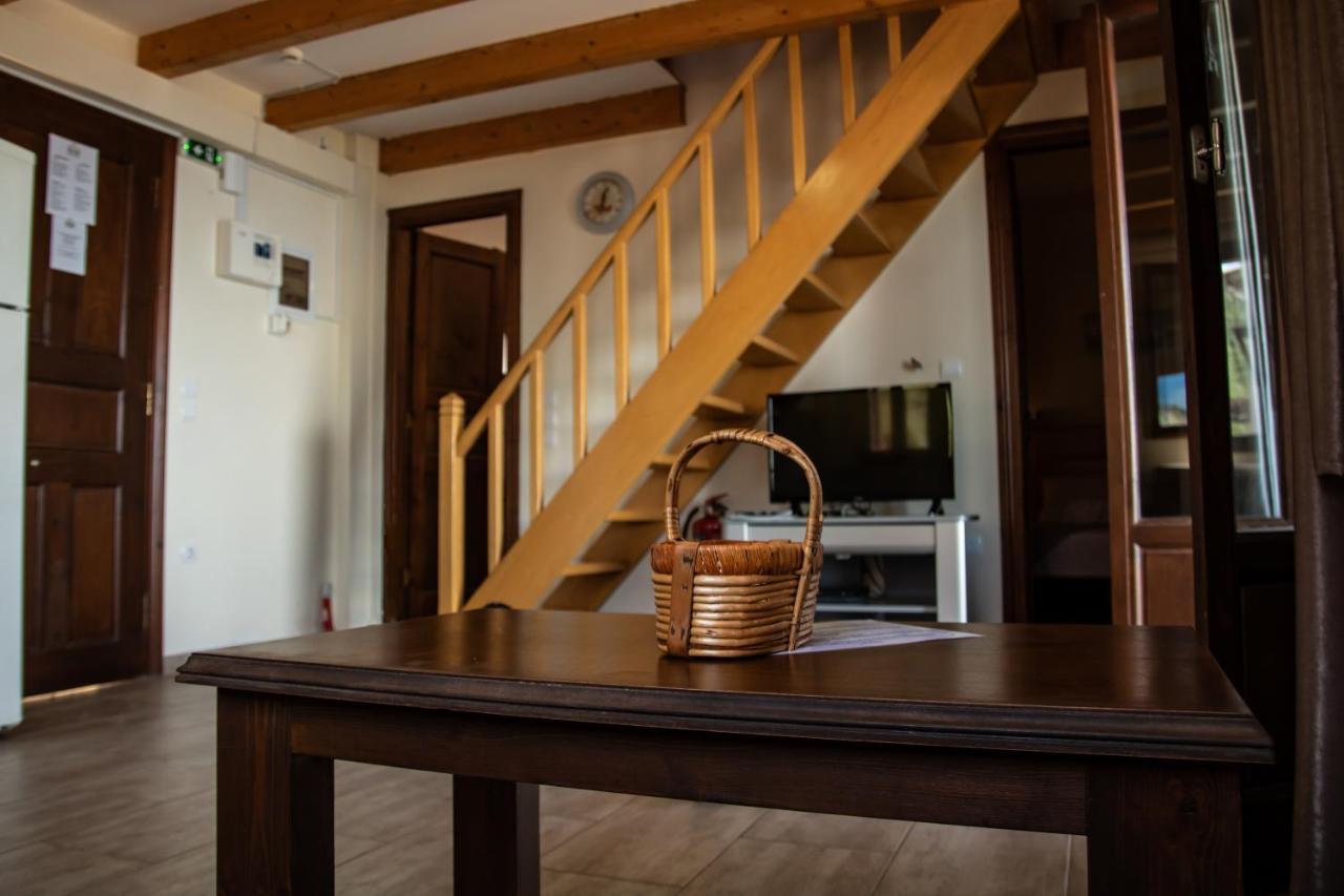 Aparthotel Ionion Fos à Nikiana Extérieur photo