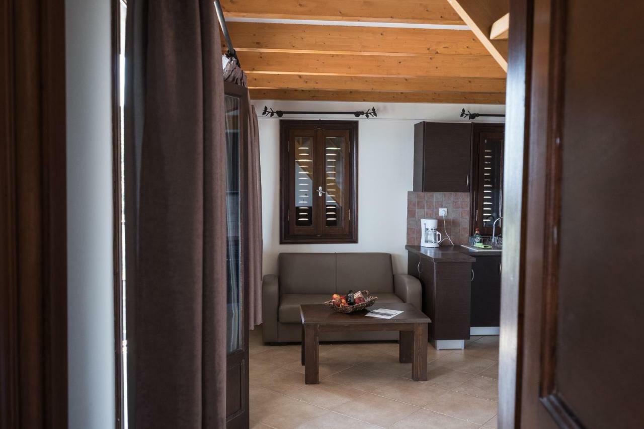 Aparthotel Ionion Fos à Nikiana Extérieur photo