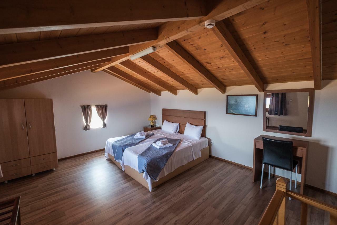 Aparthotel Ionion Fos à Nikiana Extérieur photo
